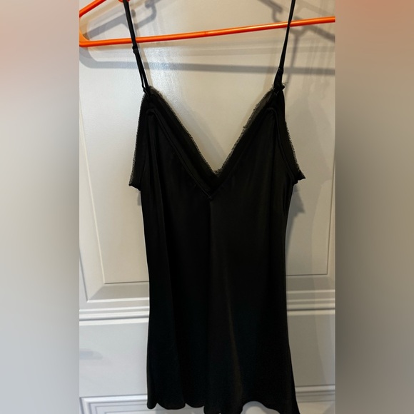 Frame Sm Petite Satin Long Tank Black - Picture 9 of 9